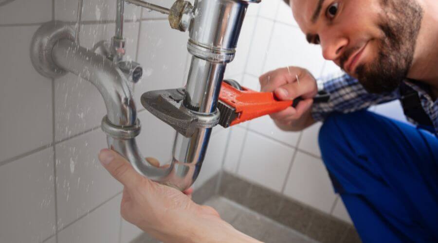 Professional same day plumber in Clare, MI